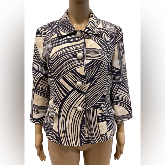 Kasper Jackets & Blazers - Kasper Navy and Cream Blazer